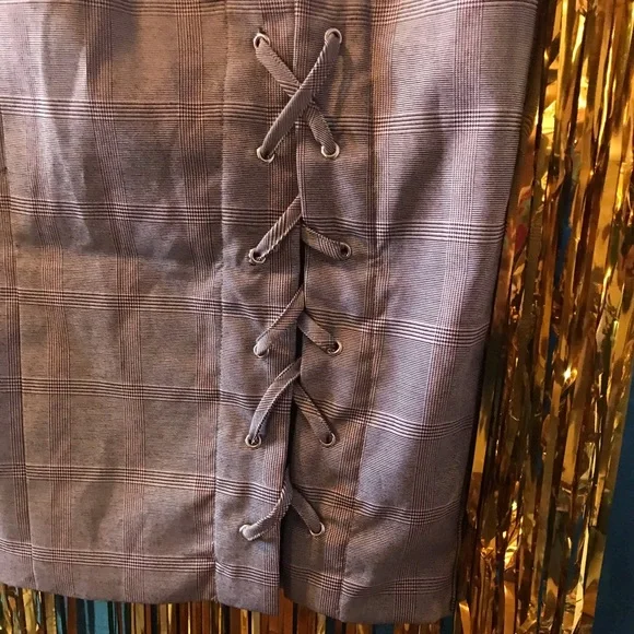 XOXO Dress - Picture 5 of 7